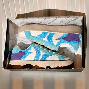 Culture of Brave NEW in Box Retro Blue/White Glitter Lace-up. Sneakers. Size 6